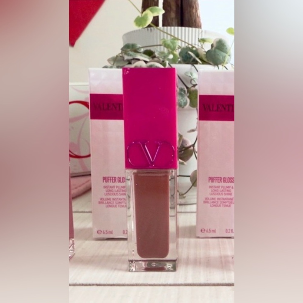 Valentino Puffer Gloss - Chilli Cherie 140
